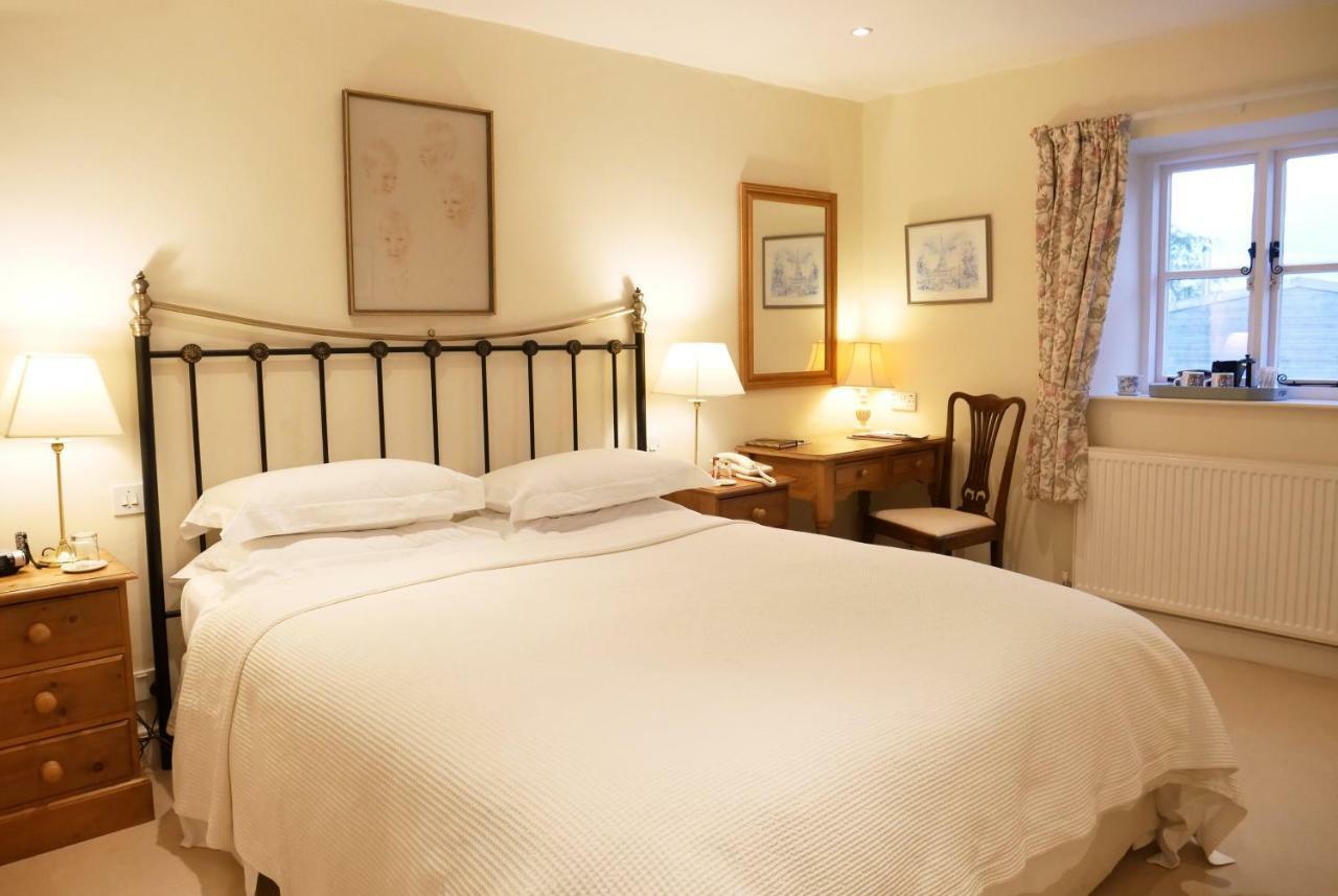 Larkbeare Grange Bed And Breakfast Whimple Bagian luar foto